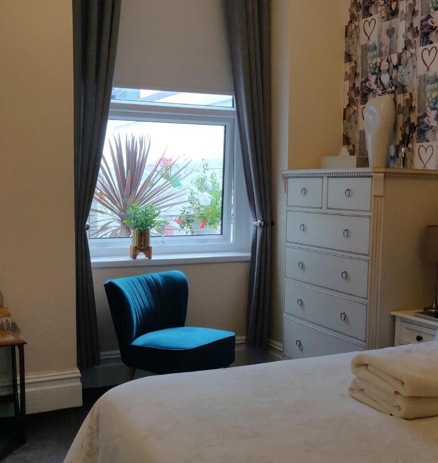 The Rosedene Hotell Llandudno Exteriör bild
