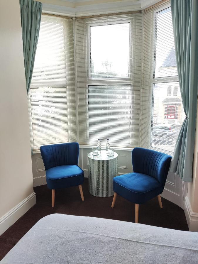 The Rosedene Hotell Llandudno Exteriör bild
