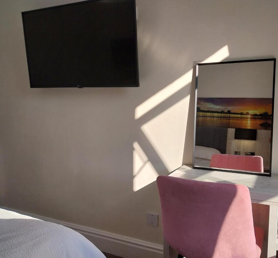 The Rosedene Hotell Llandudno Exteriör bild