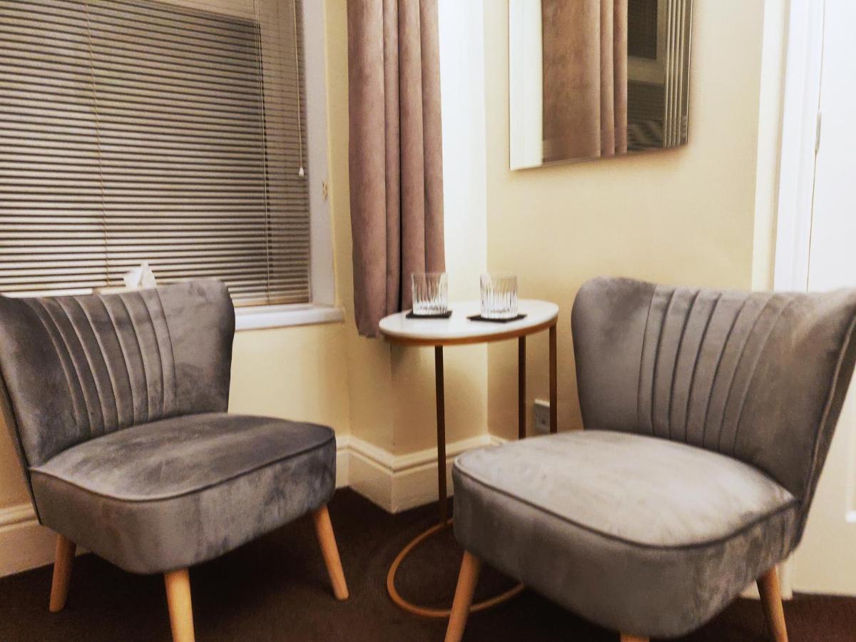 The Rosedene Hotell Llandudno Exteriör bild
