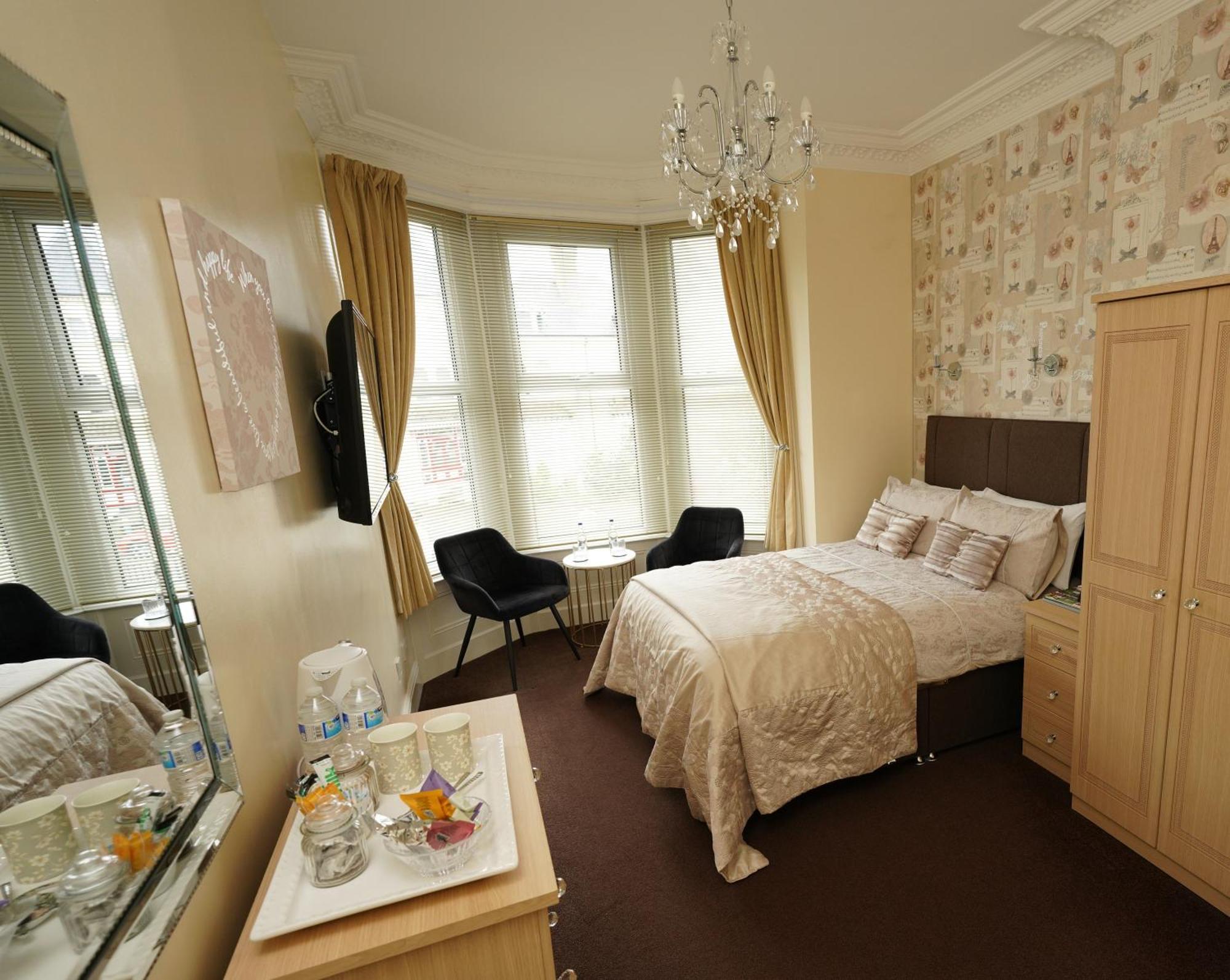 The Rosedene Hotell Llandudno Exteriör bild